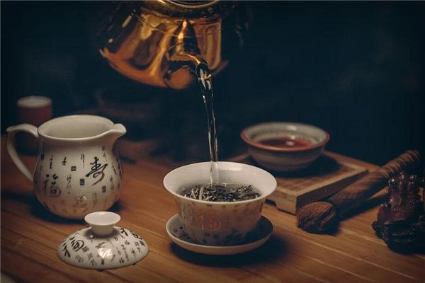 夢見茶 喝茶 端茶 煮茶